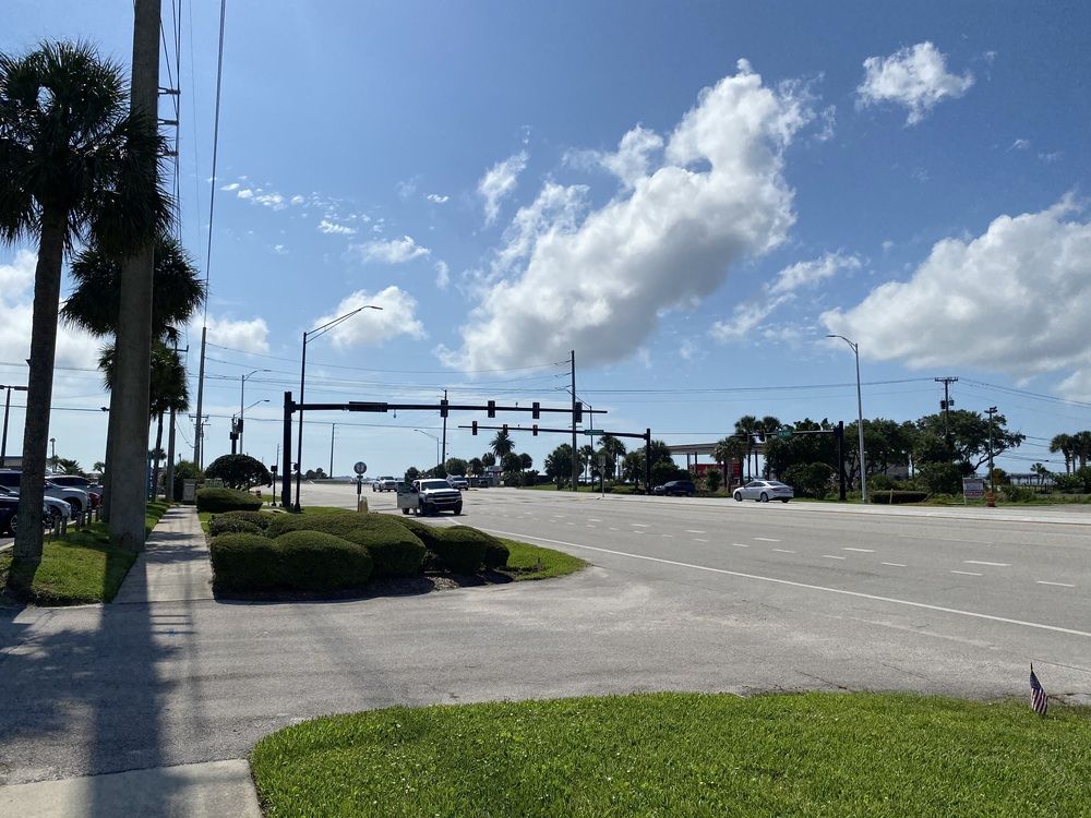 Prominent Location Auto Dealership: 1800 -1850 E Merritt Island Causeway, Merritt Island, FL 32952
